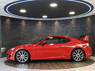 Used 2015 Toyota GT86 Aero Red - Interior and Exterior details 6