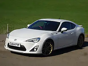 Used 2015 Toyota GT86 White - Interior and Exterior details 11