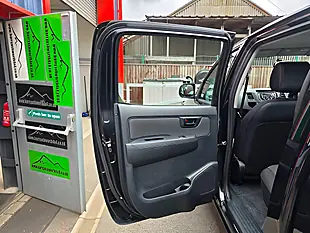 Used 2015 Toyota Hilux Active 4X4 Dcb Black - Interior and Exterior details 18
