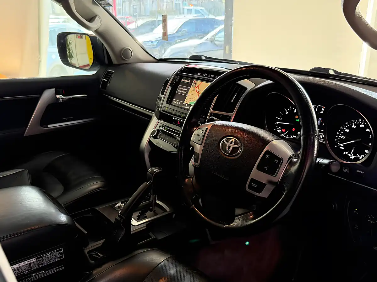 Used 2015 Toyota Land Cruiser Black - Interior and Exterior details 12