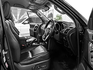 Used 2015 Toyota Land Cruiser Icon Galaxy Black - Interior and Exterior details 10