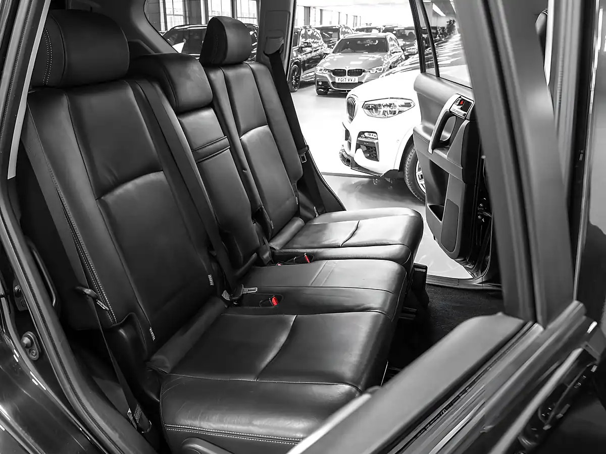 Used 2015 Toyota Land Cruiser Icon Galaxy Black - Interior and Exterior details 13