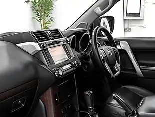 Used 2015 Toyota Land Cruiser Icon Galaxy Black - Interior and Exterior details 17