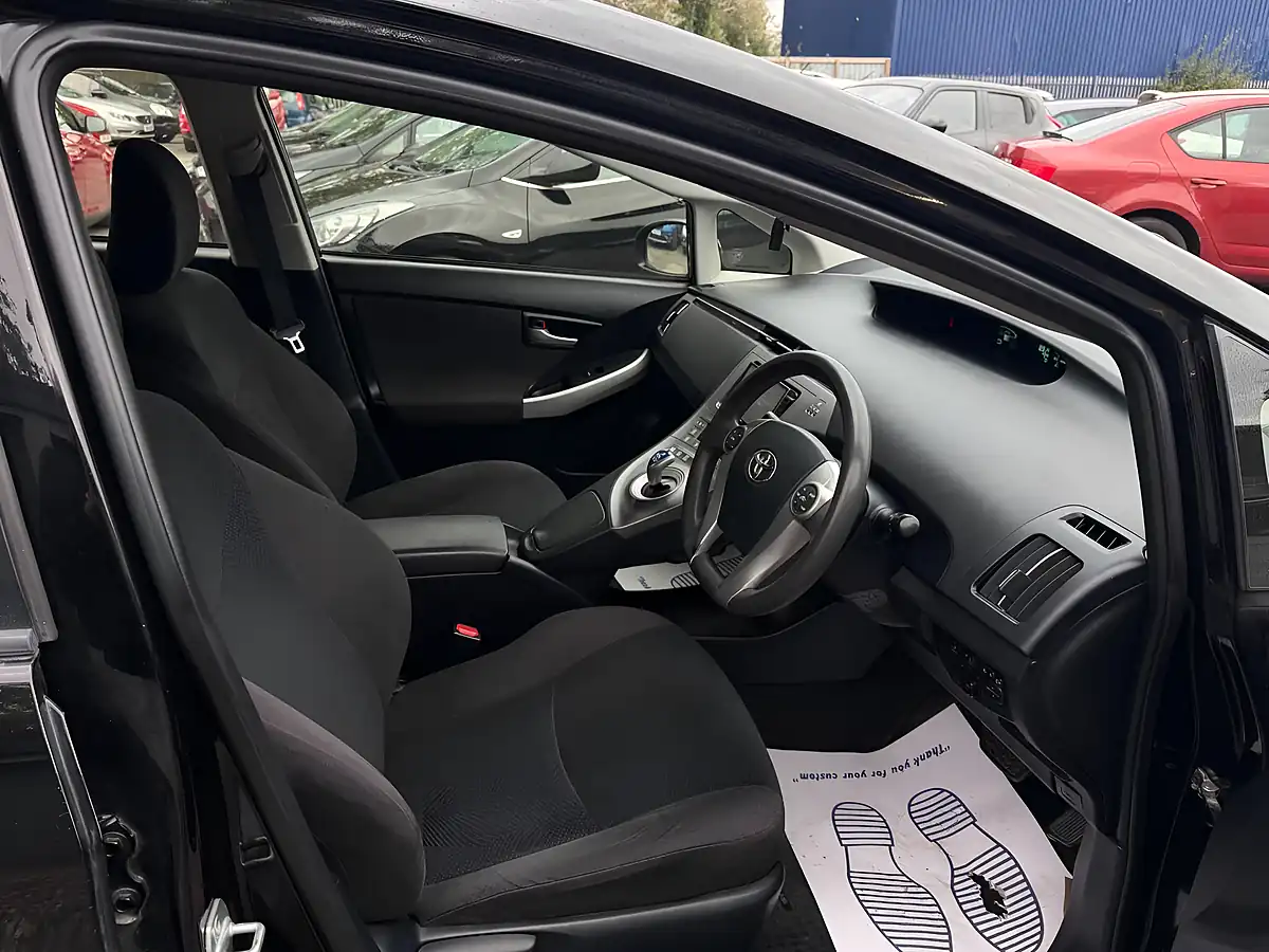 Used 2015 Toyota Prius Active Black - Interior and Exterior details 10