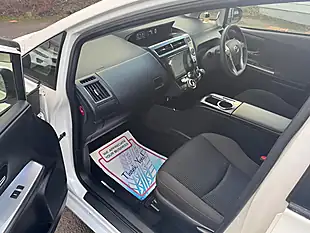 Used 2015 Toyota Prius Plus White - Interior and Exterior details 12
