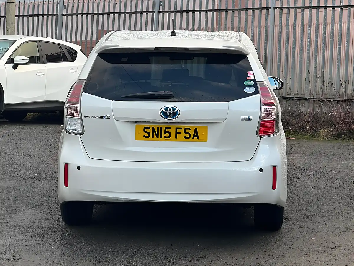 Used 2015 Toyota Prius Plus White - Interior and Exterior details 6