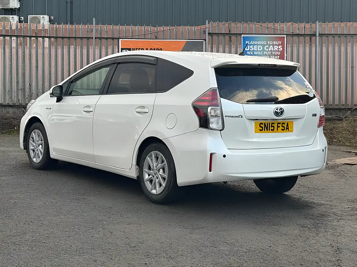 Used 2015 Toyota Prius Plus White - Interior and Exterior details 7