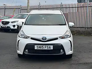 Used 2015 Toyota Prius Plus White - Interior and Exterior details 8