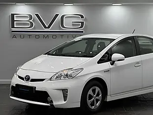 Used 2015 Toyota Prius T3 White - Interior and Exterior details 10