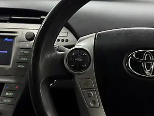 Used 2015 Toyota Prius T3 White - Interior and Exterior details 15