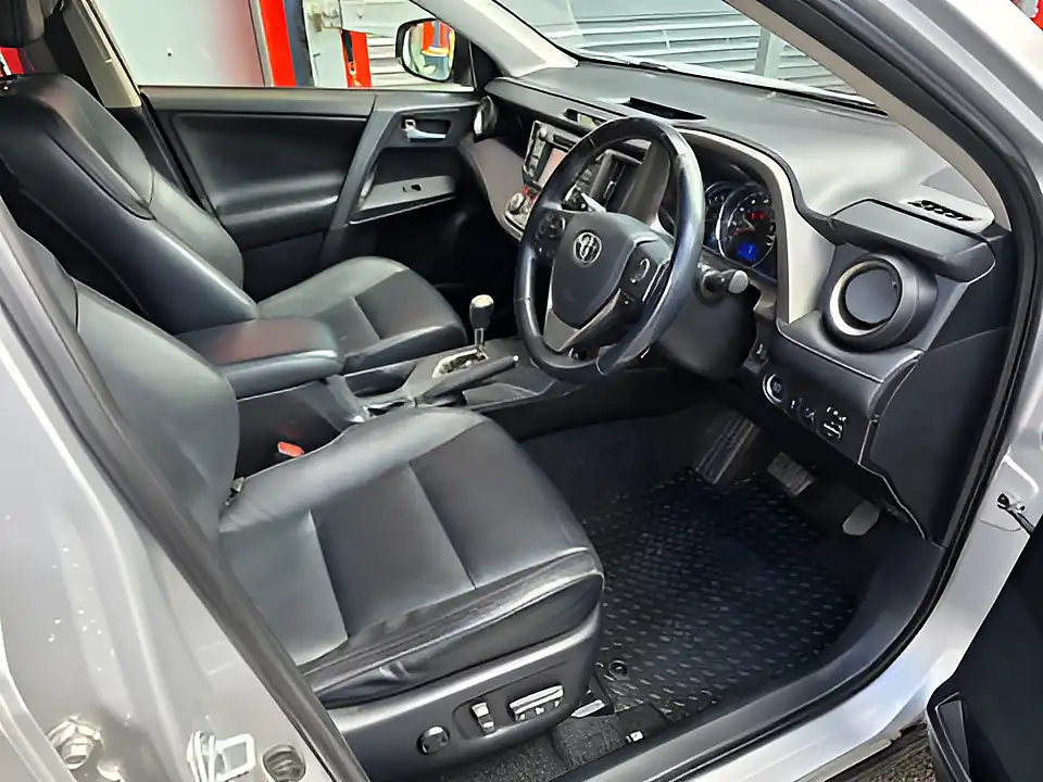 Used 2015 Toyota Rav 4 Invincible Silver - Interior and Exterior details 11