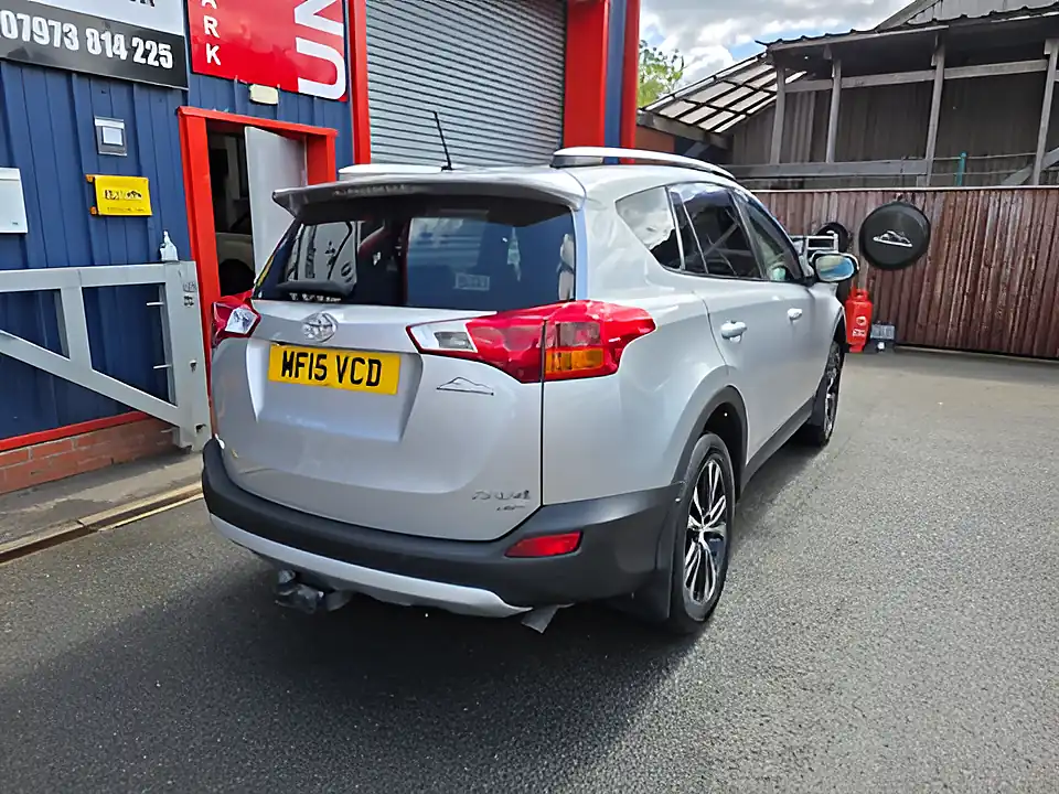 Used 2015 Toyota Rav 4 Invincible Silver - Interior and Exterior details 8