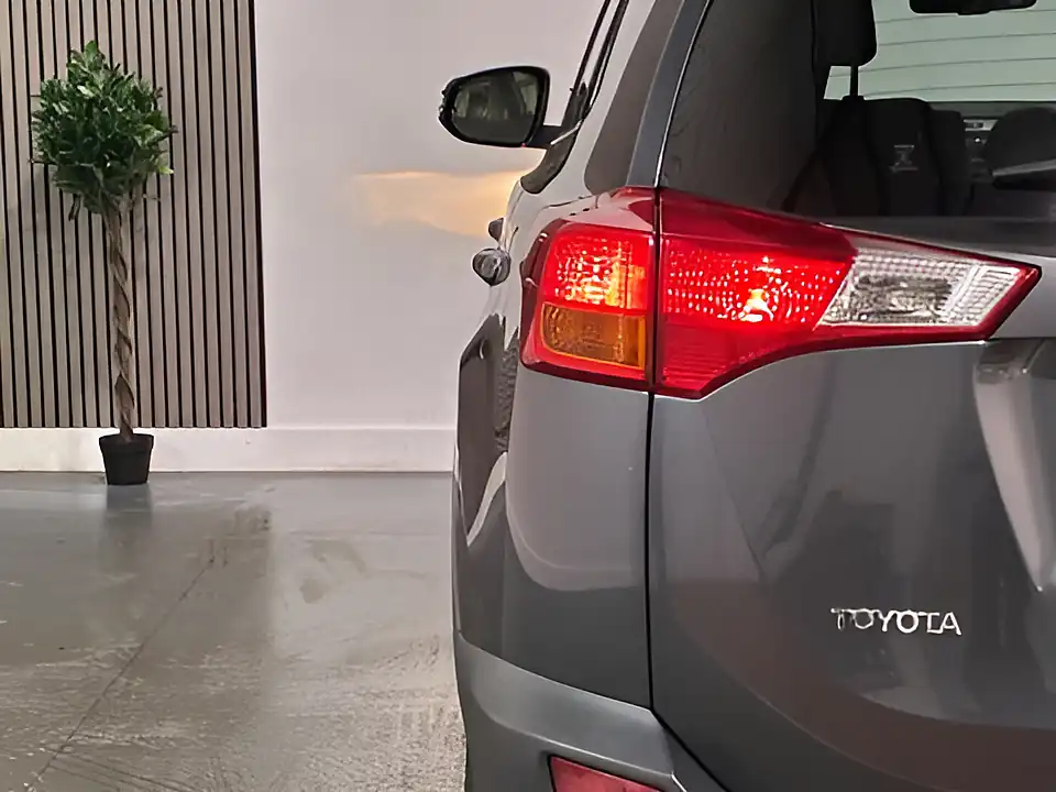 Used 2015 Toyota Rav4 Icon 4WD Grey - Interior and Exterior details 17