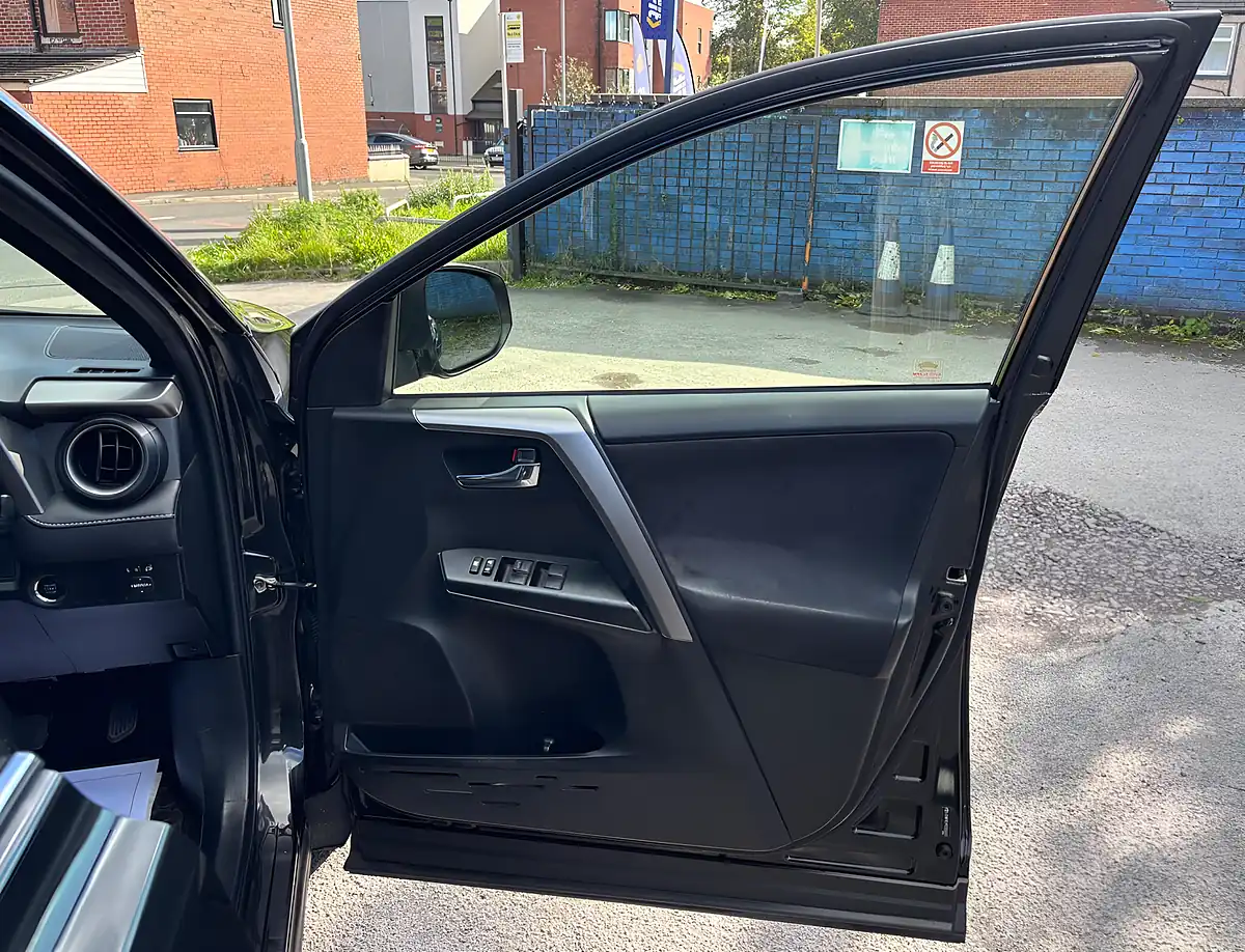 Used 2015 Toyota RAV4 Icon Black - Interior and Exterior details 10