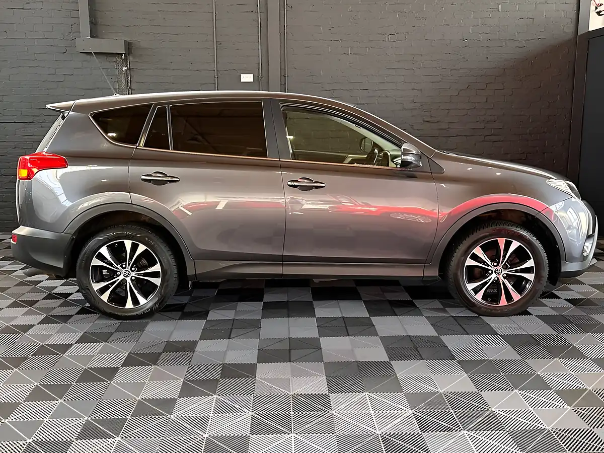 Used 2015 Toyota RAV4 Icon Grey - Interior and Exterior details 3