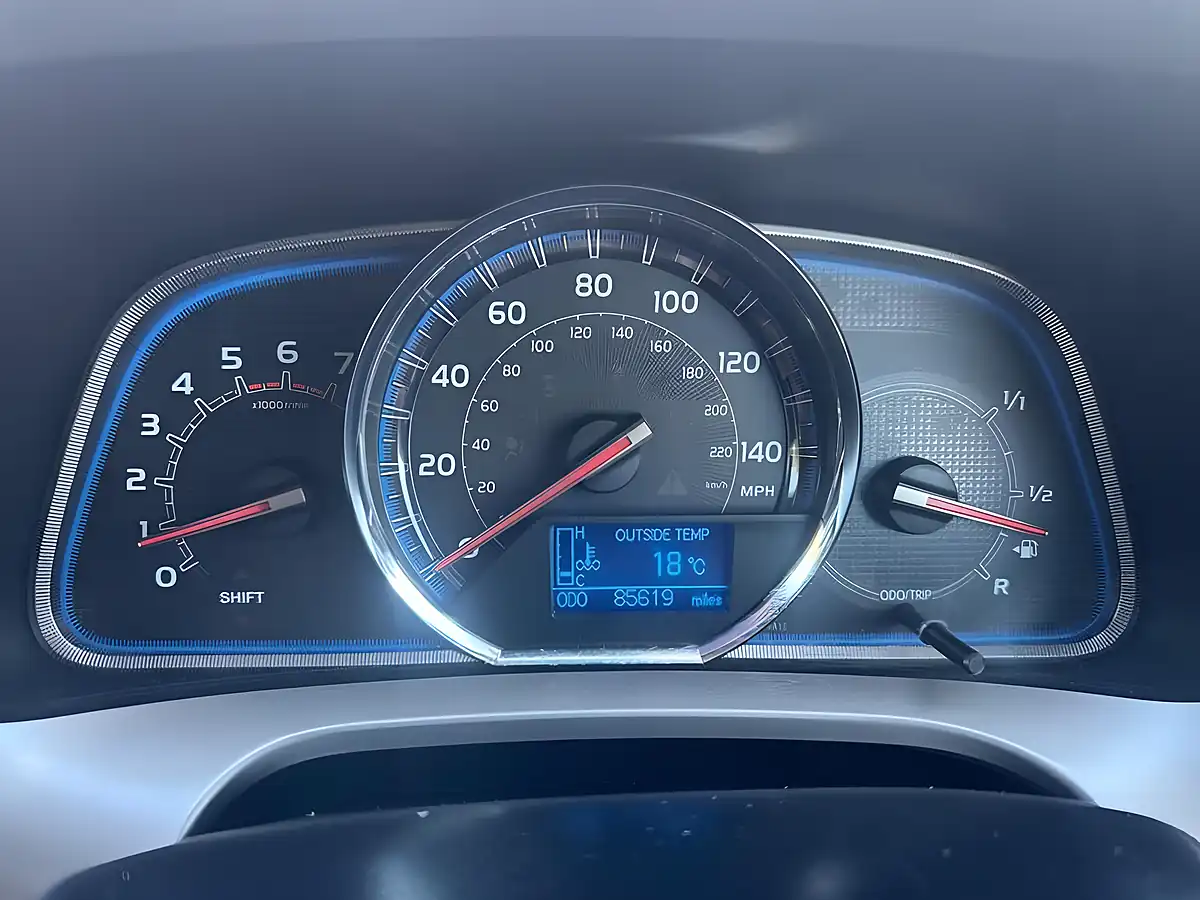 Used 2015 Toyota RAV4 Icon Grey - Interior and Exterior details 16