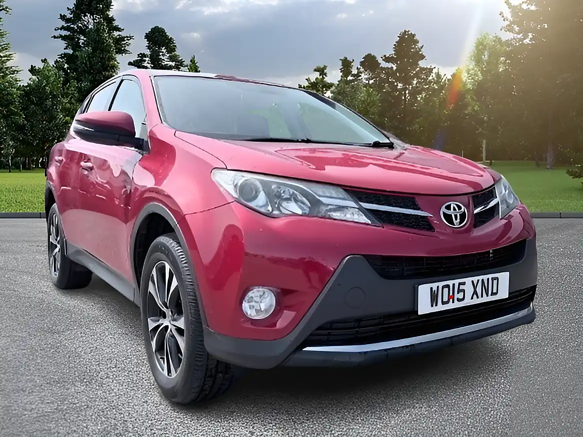 Used 2015 Toyota RAV4 Icon Red - Front View
