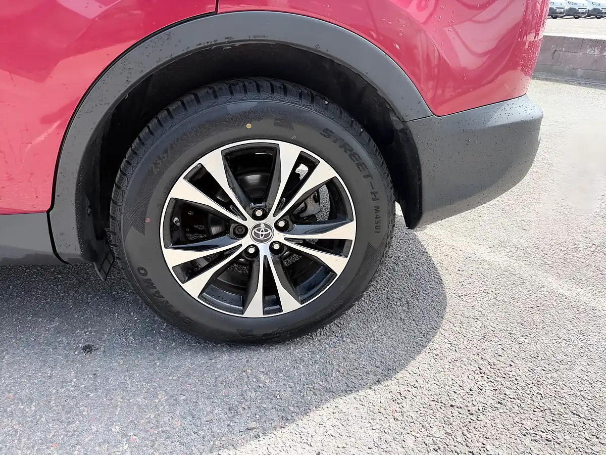 Used 2015 Toyota RAV4 Icon Red - Interior and Exterior details 7