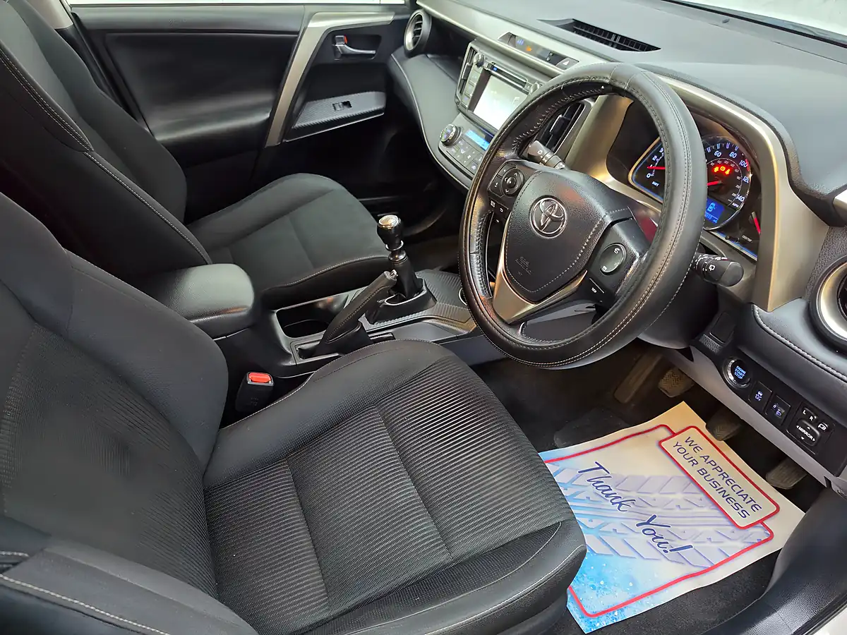 Used 2015 Toyota RAV4 Icon White - Interior and Exterior details 18
