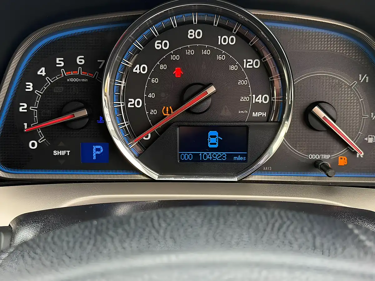 Used 2015 Toyota RAV4 Invincible Silver - Interior and Exterior details 17