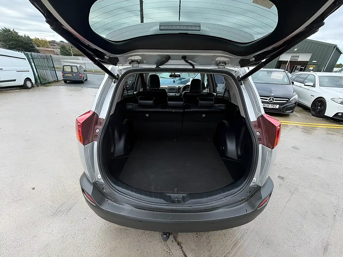 Used 2015 Toyota RAV4 Invincible Silver - Interior and Exterior details 18