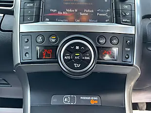 Used 2015 Toyota Verso Trend Grey - Interior and Exterior details 16