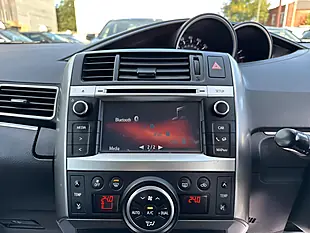 Used 2015 Toyota Verso Trend Grey - Interior and Exterior details 17