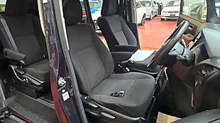 Used 2015 Toyota Voxy 7 Seats Black - Interior and Exterior details 12