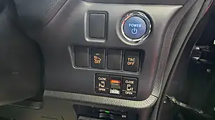 Used 2015 Toyota Voxy 7 Seats Black - Interior and Exterior details 7