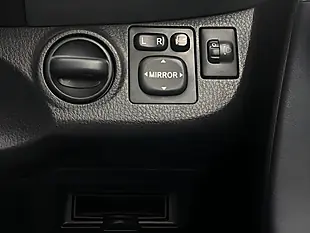 Used 2015 Toyota Yaris Automatic Grey - Interior and Exterior details 19