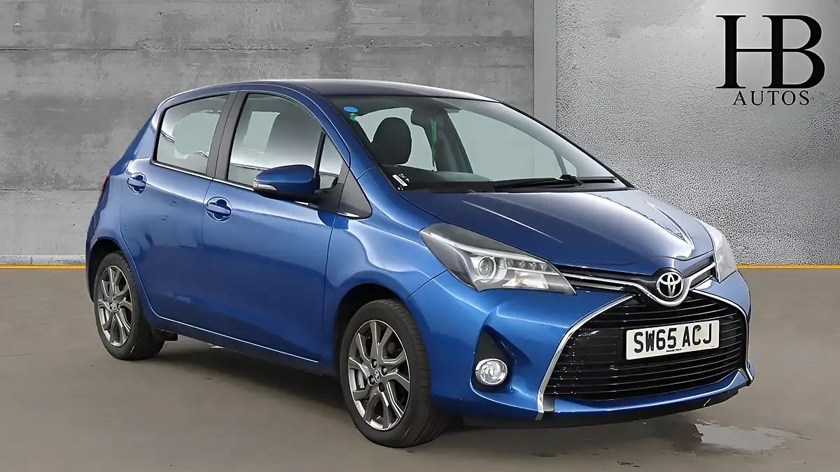 Used 2015 Toyota Yaris Excel Blue - Front View