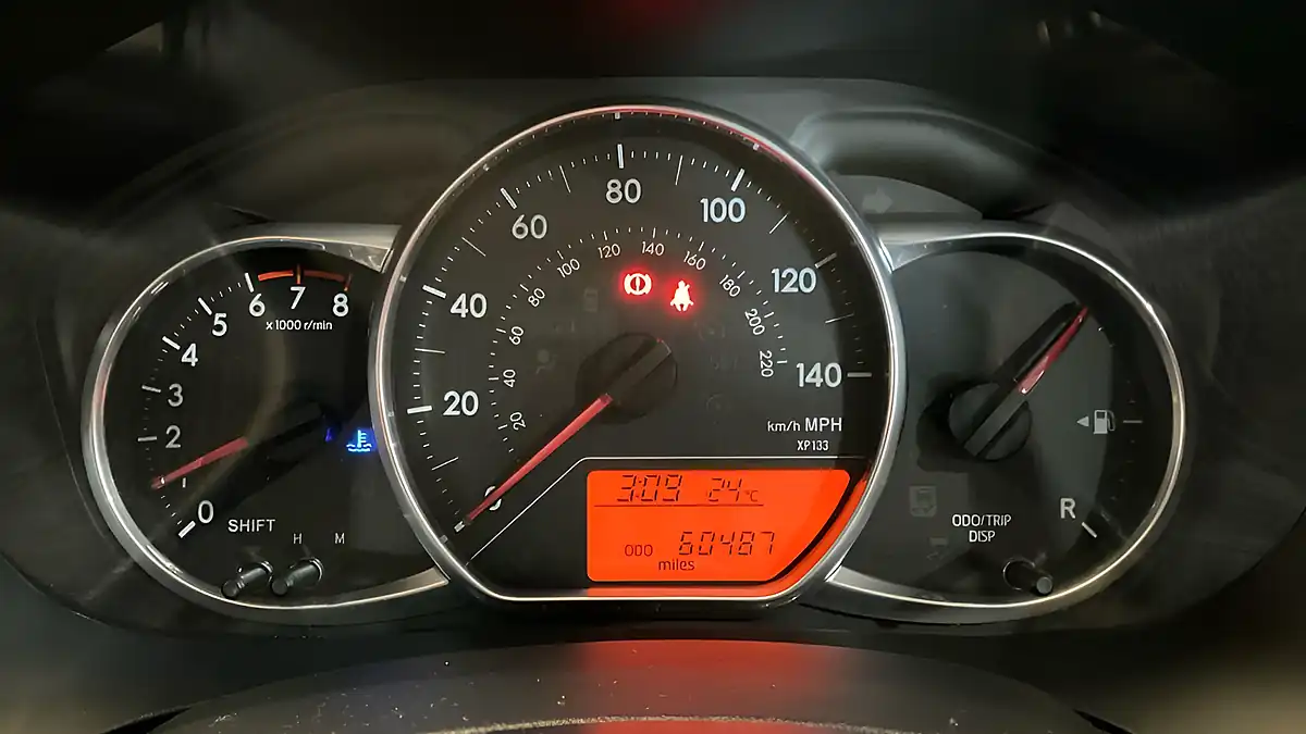 Used 2015 Toyota Yaris Excel Blue - Interior and Exterior details 13