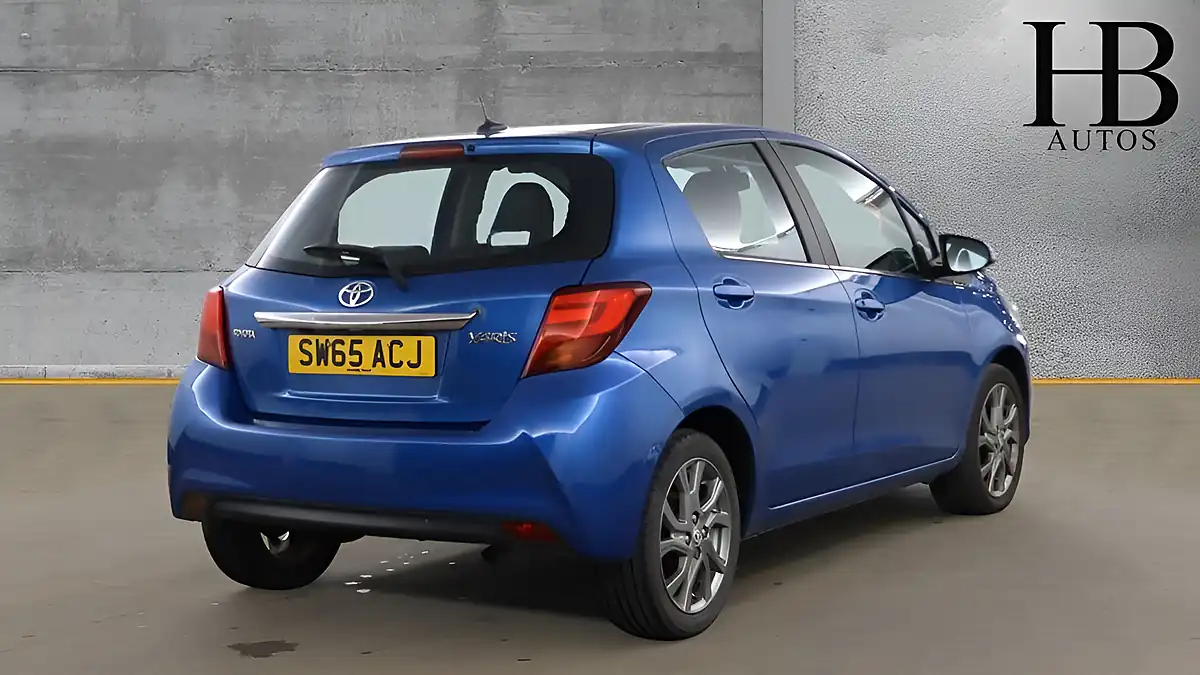 Used 2015 Toyota Yaris Excel Blue - Interior and Exterior details 5