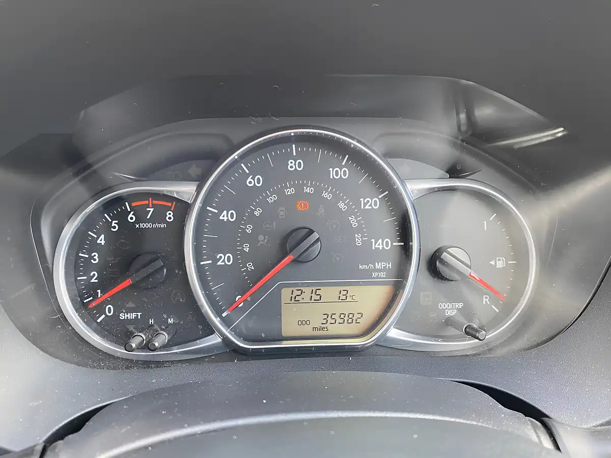 Used 2015 Toyota Yaris Excel Grey - Interior and Exterior details 18
