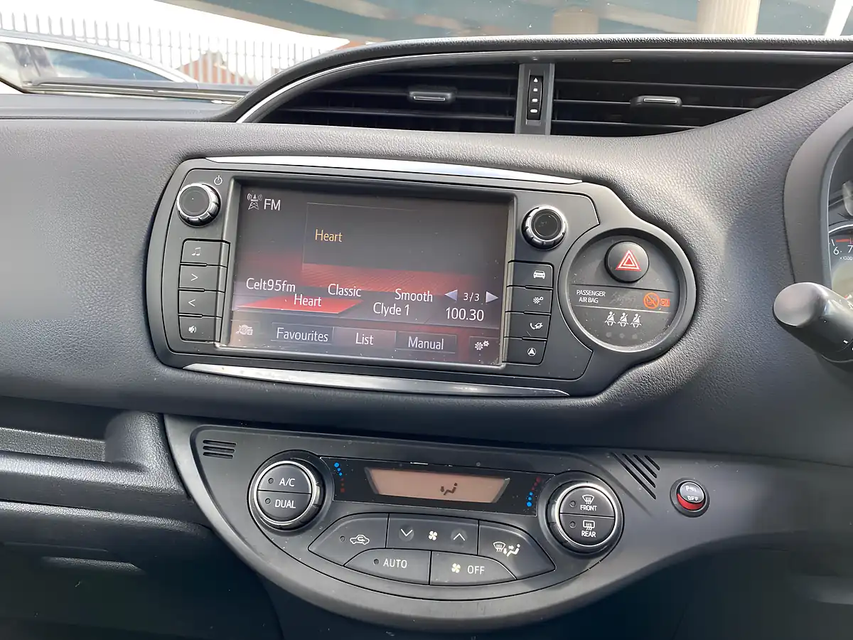 Used 2015 Toyota Yaris Excel Grey - Interior and Exterior details 19