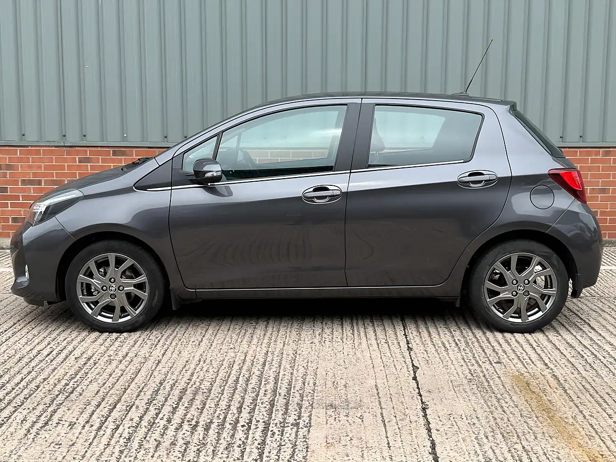 Used 2015 Toyota Yaris Excel Grey - Interior and Exterior details 10