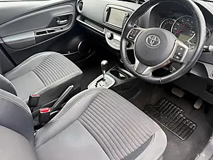 Used 2015 Toyota Yaris Excel Grey - Interior and Exterior details 4