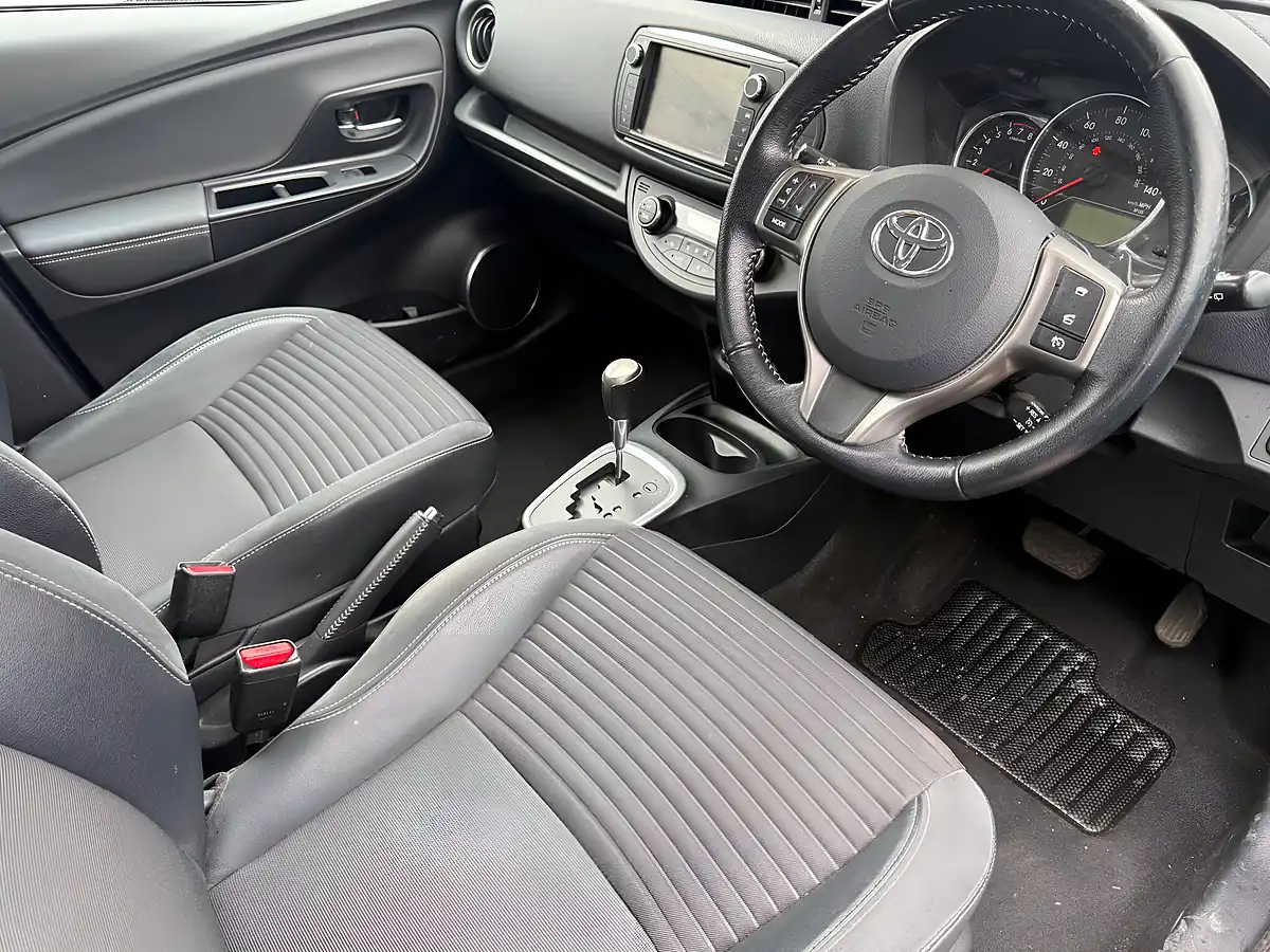 Used 2015 Toyota Yaris Excel Grey - Interior and Exterior details 4