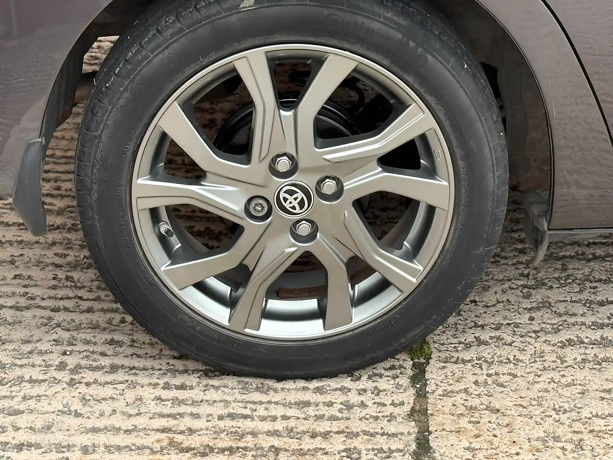 Used 2015 Toyota Yaris Excel Grey - Interior and Exterior details 5