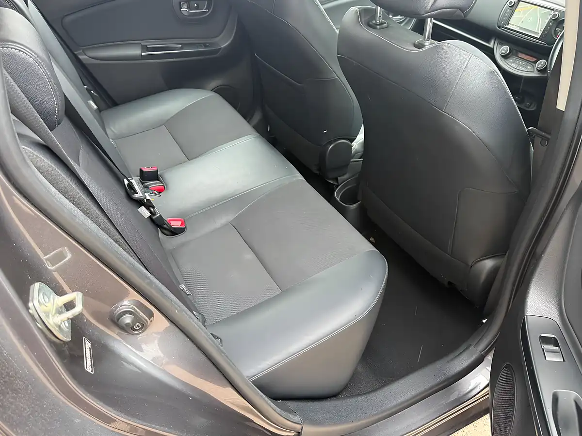 Used 2015 Toyota Yaris Excel Grey - Interior and Exterior details 6