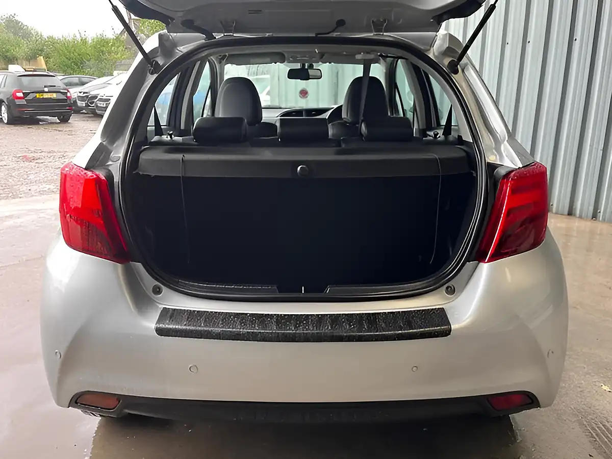 Used 2015 Toyota Yaris Excel Silver - Interior and Exterior details 13