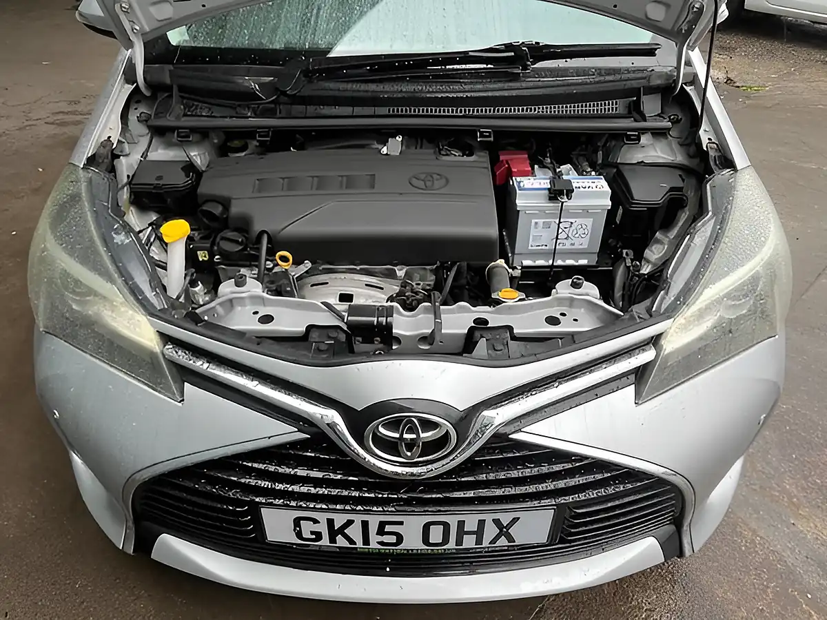 Used 2015 Toyota Yaris Excel Silver - Interior and Exterior details 14