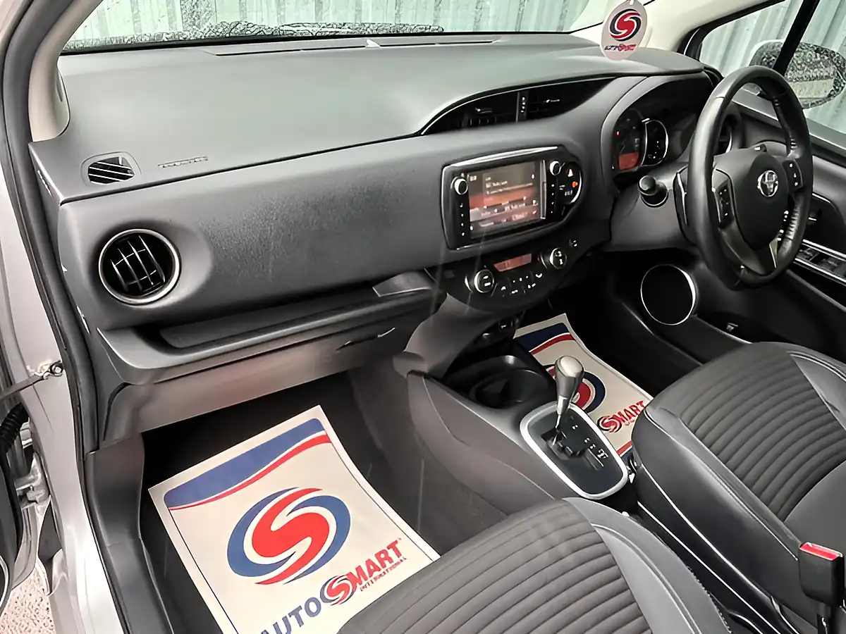Used 2015 Toyota Yaris Excel Silver - Interior and Exterior details 18