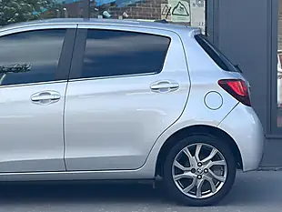 Used 2015 Toyota Yaris Excel Silver - Interior and Exterior details 6