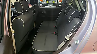 Used 2015 Toyota Yaris Hatchback Silver - Interior and Exterior details 5