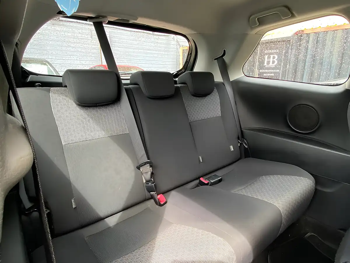 Used 2015 Toyota Yaris Icon Black - Interior and Exterior details 12