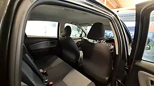 Used 2015 Toyota Yaris Icon Black - Interior and Exterior details 19