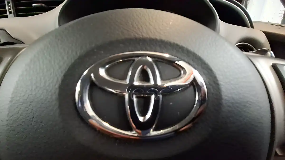 Used 2015 Toyota Yaris Icon Black - Interior and Exterior details 5