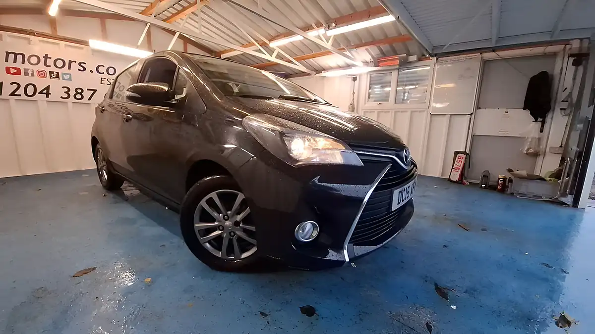 Used 2015 Toyota Yaris Icon Black - Interior and Exterior details 9