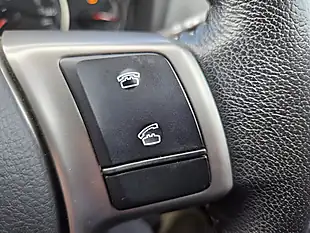 Used 2015 Toyota Yaris Icon Blue - Interior and Exterior details 14